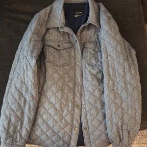 Marmot Riley insulates. size medium women’s jacket